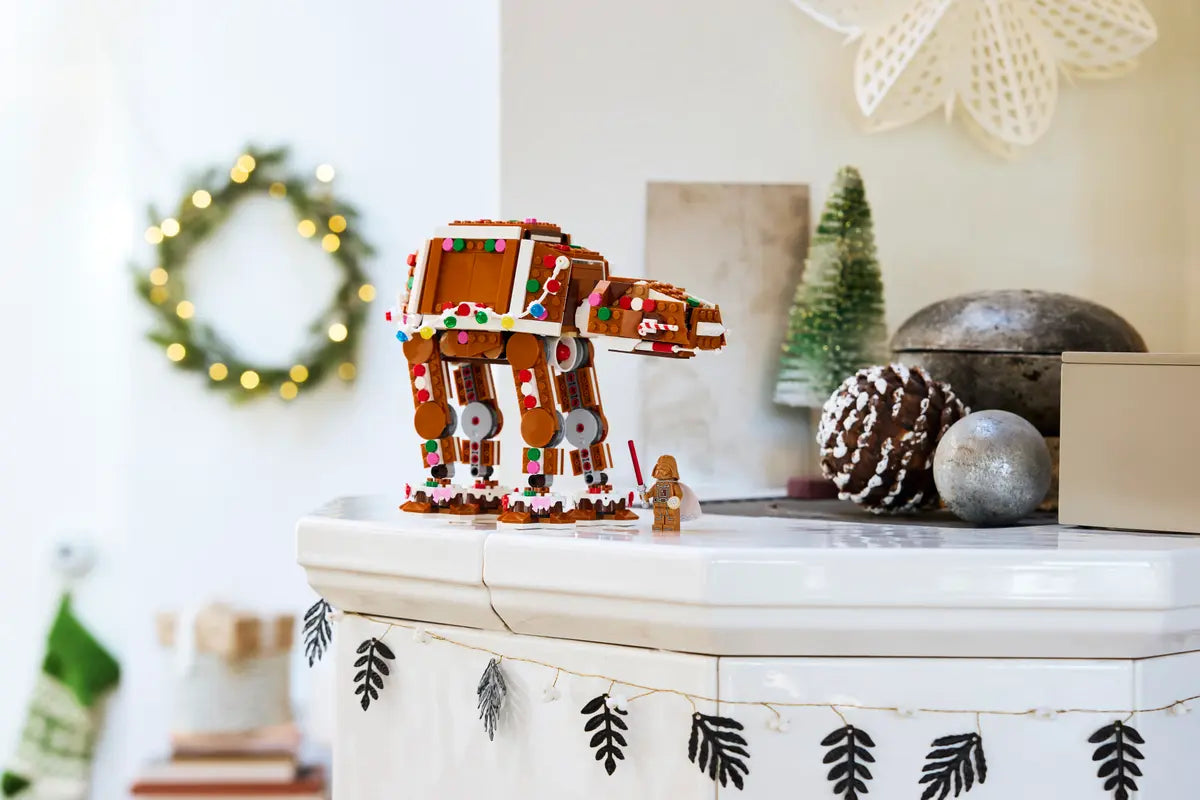 LEGO 40806 Star Wars Gingerbread AT-AT™ Walker | 697 PCS