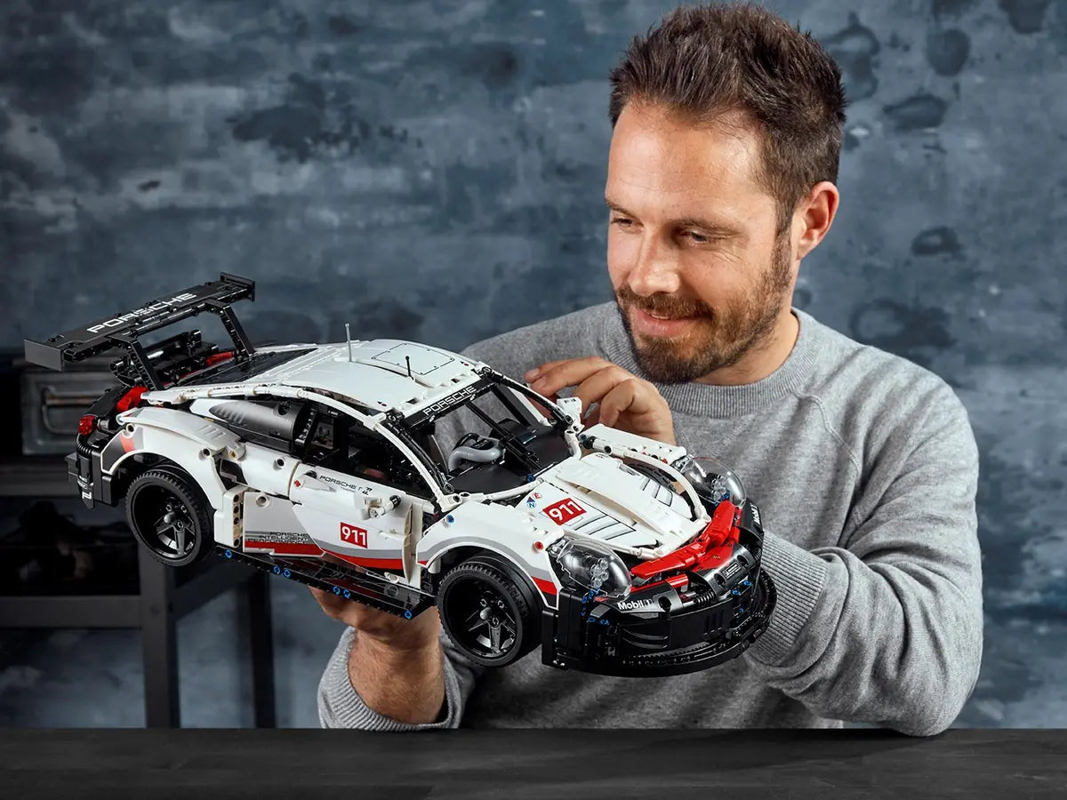 42096 Porsche 911 RSR | 1580 PCS