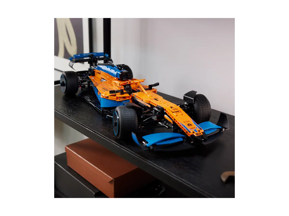 42141 McLaren Formula 1 Race Car | 1434 PCS