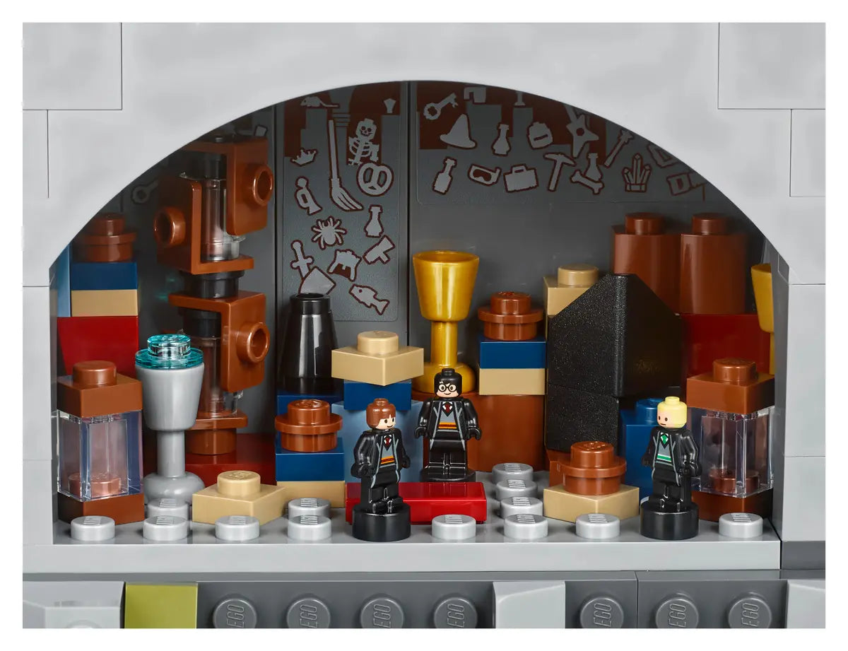 71043 Hogwarts™ Castle Harry Potter | 6020 PCS
