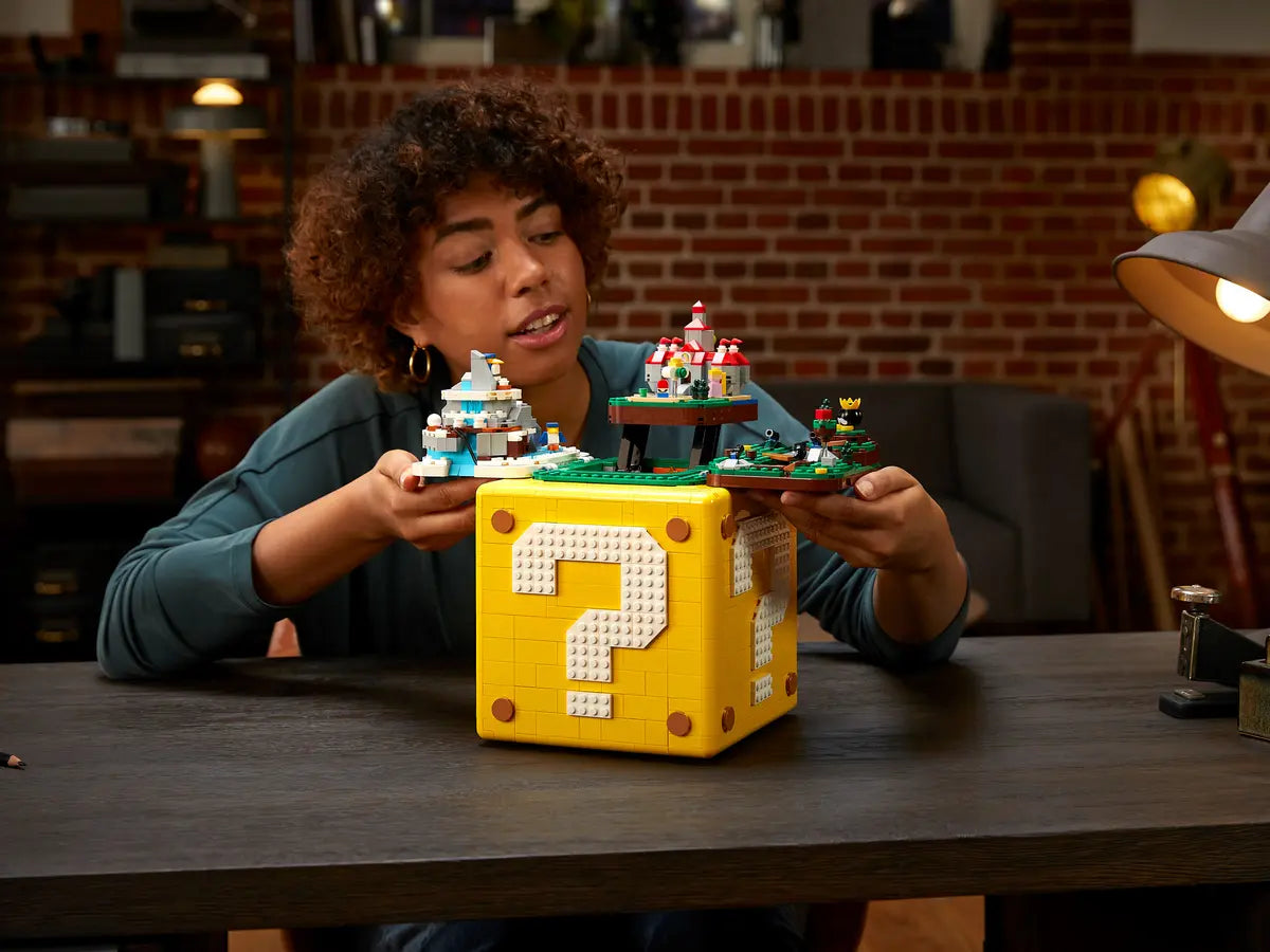 71395 Super Mario 64™ Question Mark Block | 2064 PCS