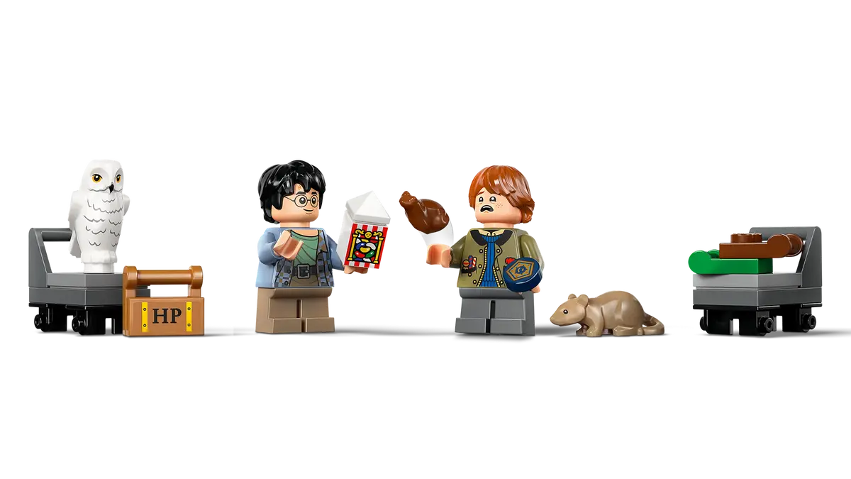 LEGO 76450 Harry Potter Book Nook: Hogwarts™ Express | 832 PCS