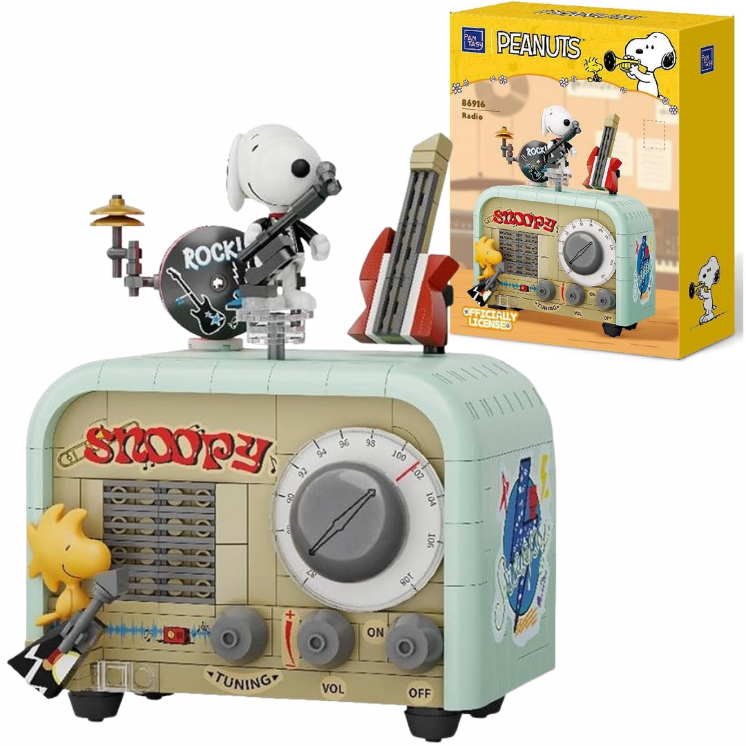 Pantasy 86916 Snoopy Radio Building Toy Set | 305 PCS – Brickmania