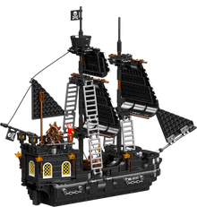 Mould King 10195 Black Pearl Pirate Ship Building Toy Set | 932 PCS