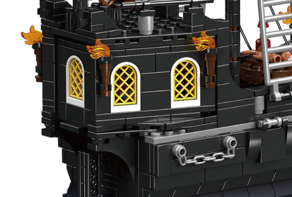 Mould King 10195 Ship Black Pearl Pirate Ship Building Toy Set | 932 PCS