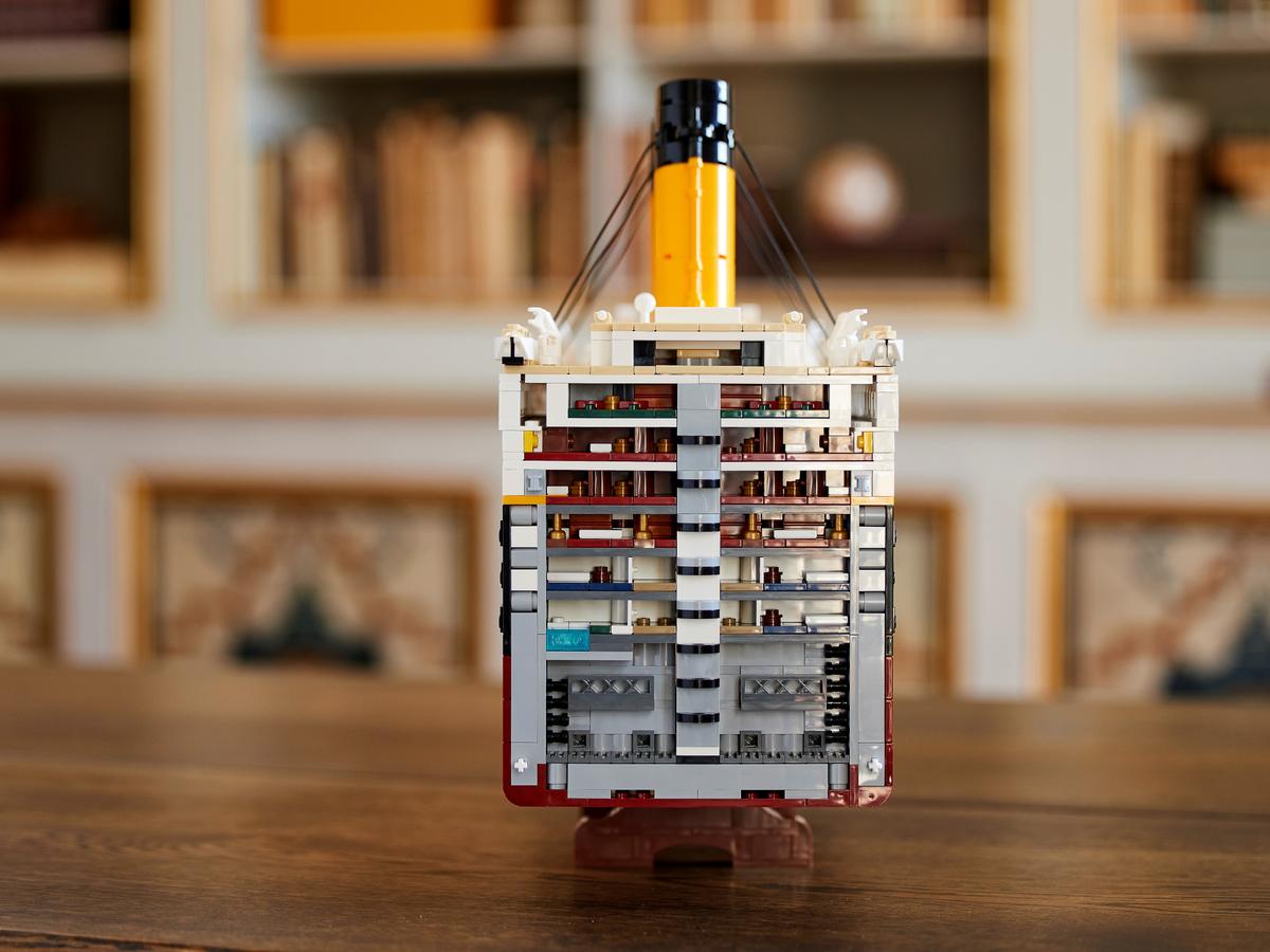 LEGO 10294 Icons Titanic | 9090 PCS