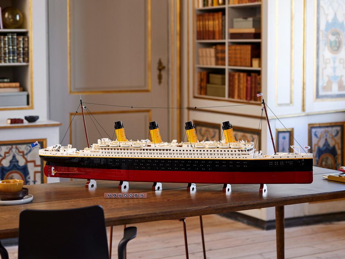 LEGO 10294 Icons Titanic | 9090 PCS