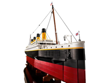 10294 Titanic | 9090 PCS
