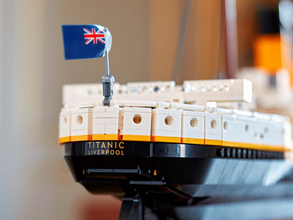 LEGO 10294 Icons Titanic | 9090 PCS
