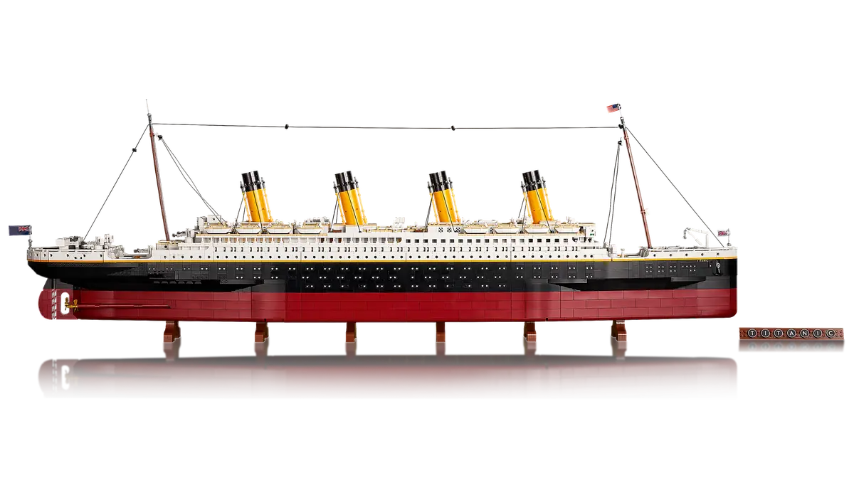 10294 Titanic | 9090 PCS