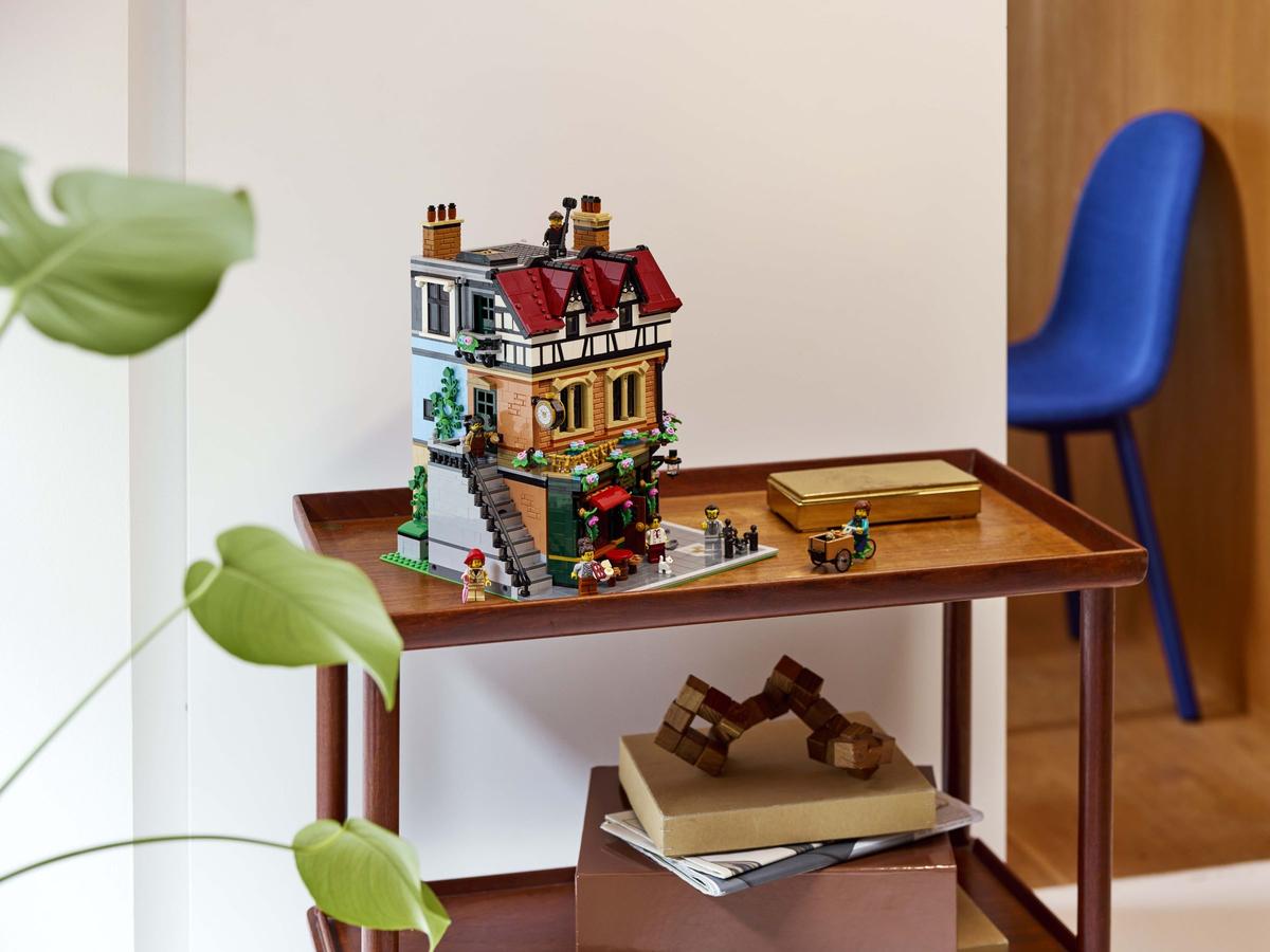 LEGO 10350 Icons Tudor Corner | 3266 PCS