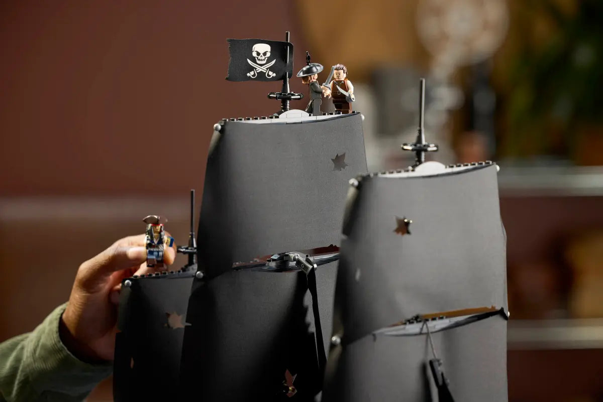 LEGO 10365 Icons Captain Jack Sparrow's Pirate Ship | 2862 PCS