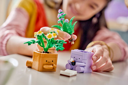 LEGO 10371 Botanicals Cozy Plants | 248 PCS