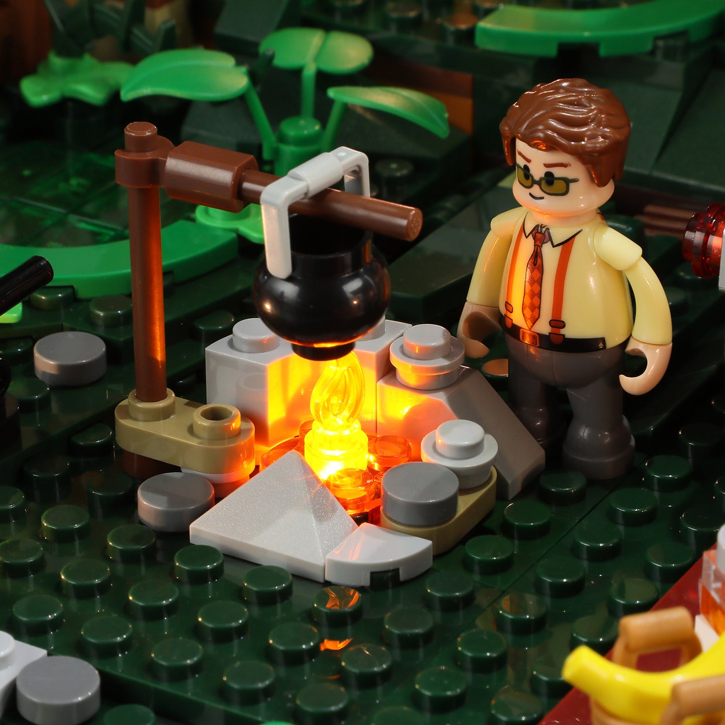 Lumibricks F9022 V2.0  Lookout Campground Building Toy Set | 1429 PCS