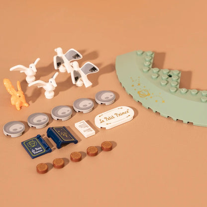 Pantasy 86301 Le Petit Prince Hourglass Building Toy Set | 666 PCS