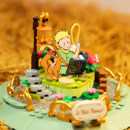 Pantasy 86301 Le Petit Prince Hourglass Building Toy Set | 666 PCS