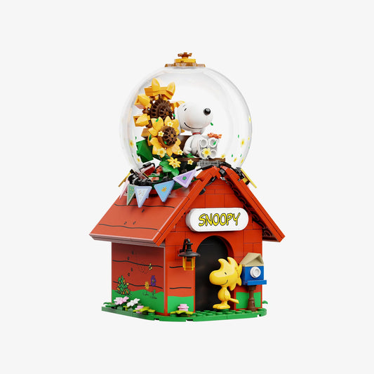 Pantasy 86918 Snoopy Red House Building Toy Set | 243 PCS