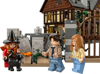 LEGO 21341 Ideas Disney Hocus Pocus: The Sanderson Sisters' Cottage | 2316 PCS | Retired