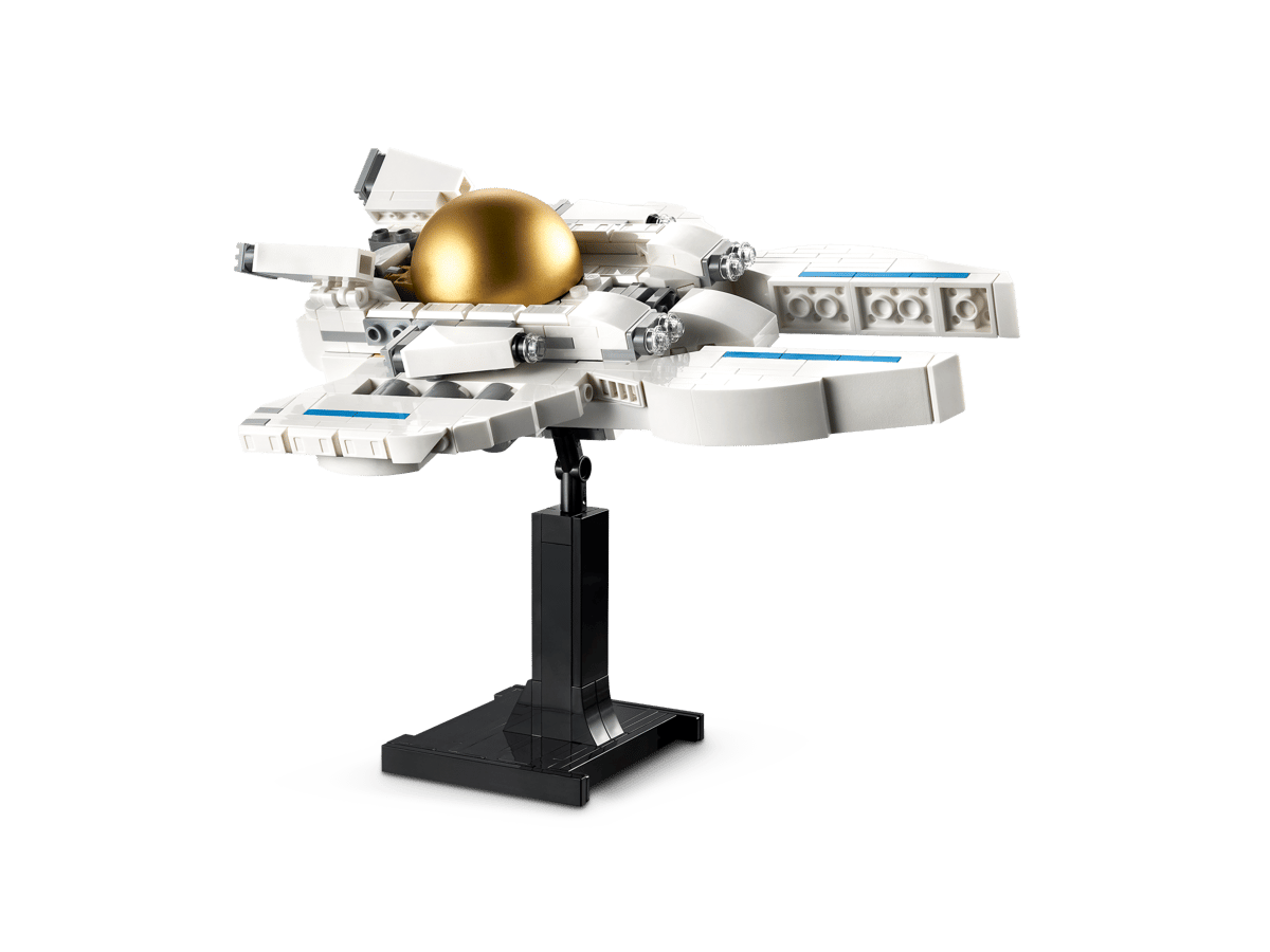 LEGO 31152 Creator 3-in-1 Space Astronaut | 647 PCS | Retired