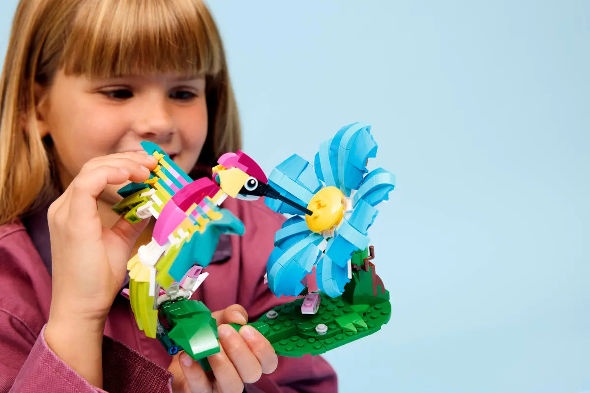 LEGO 31384 Creator 3-in-1 Wild Animals: Colorful Hummingbird | 312 PCS