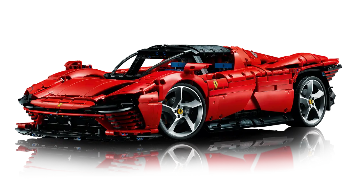 42143 Ferrari Daytona SP3 | 3778 PCS