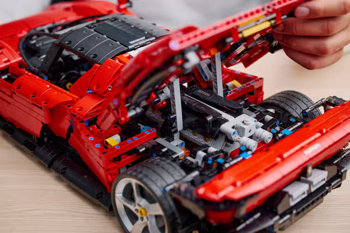 LEGO 42143 Technic Ferrari Daytona SP3 | 3778 PCS