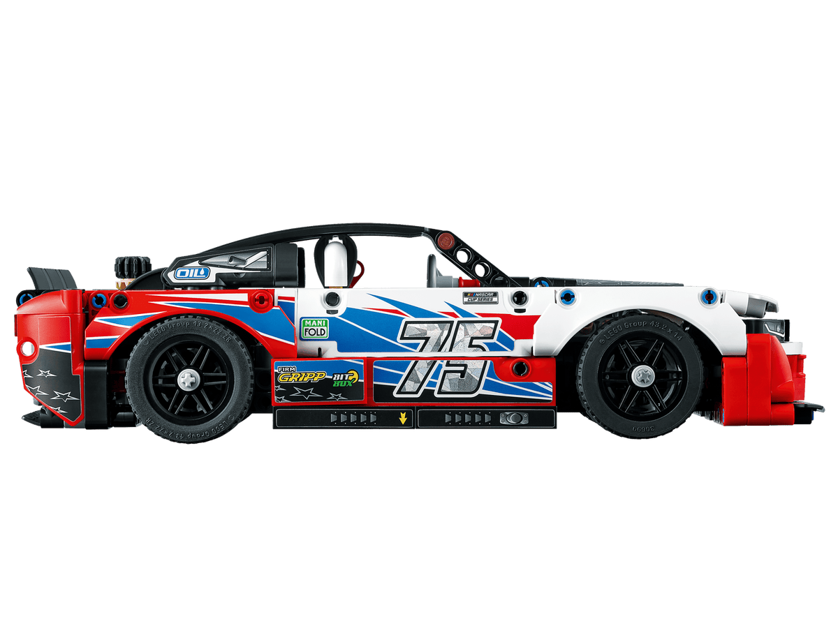 LEGO 42153 Technic NASCAR® Next Gen Chevrolet Camaro ZL1 | 672 PCS | Retired