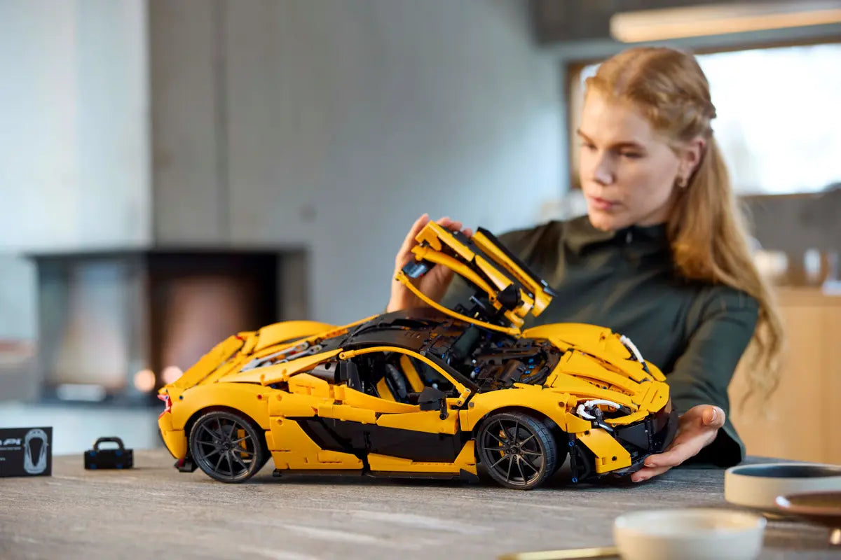 42172 McLaren P1 | 3893 PCS