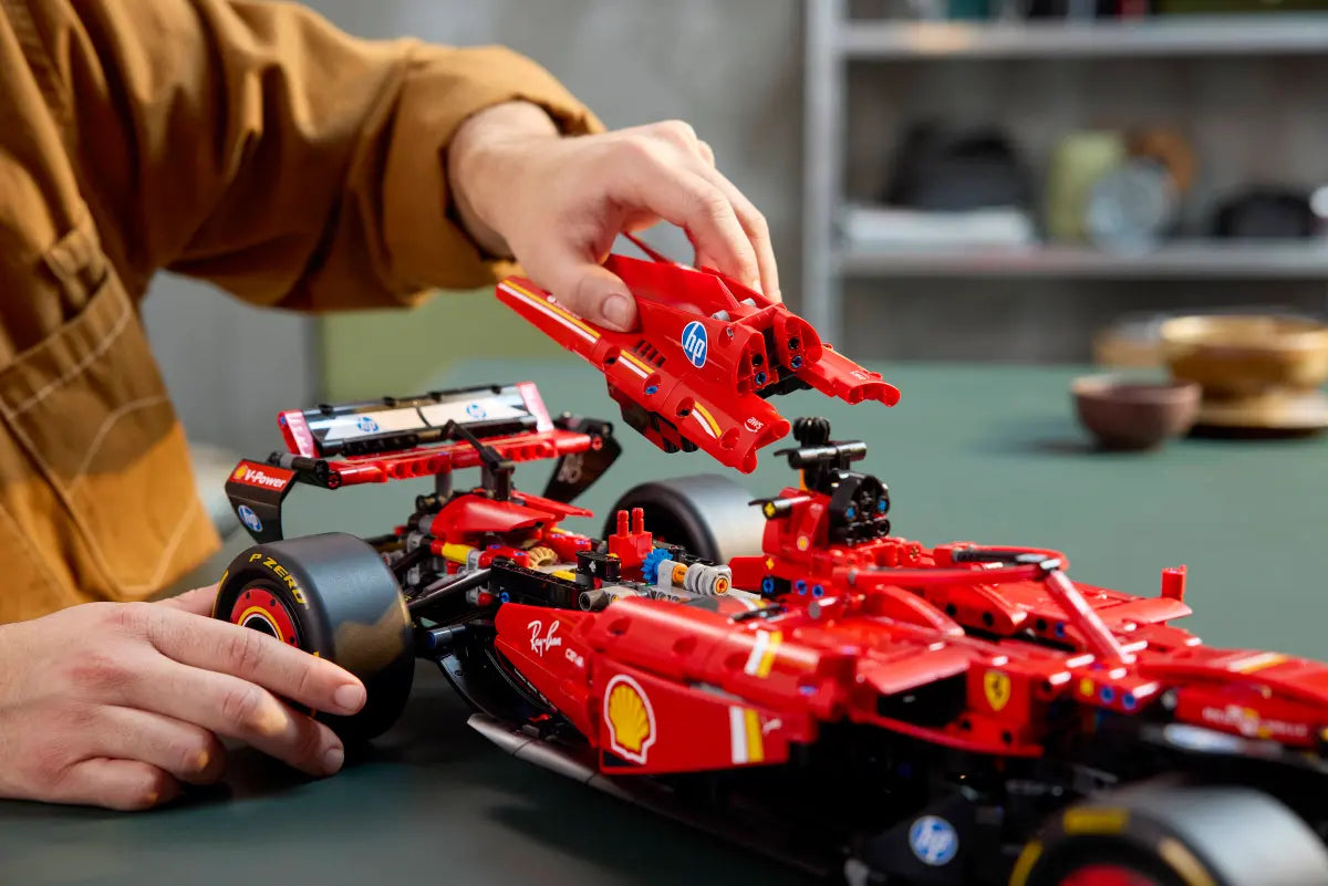 42207 Ferrari SF-24 F1 Car | 1361 PCS