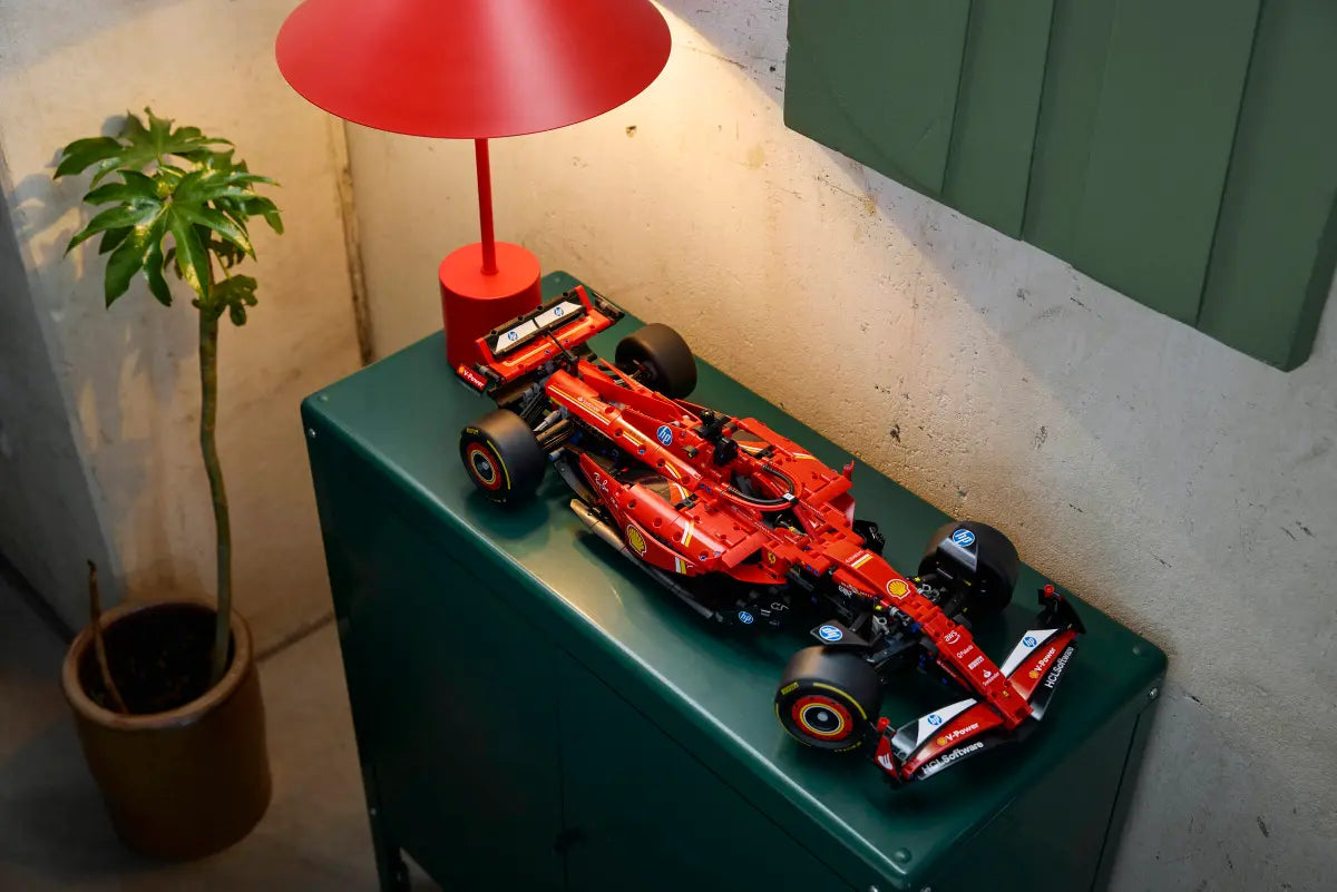 42207 Ferrari SF-24 F1 Car | 1361 PCS