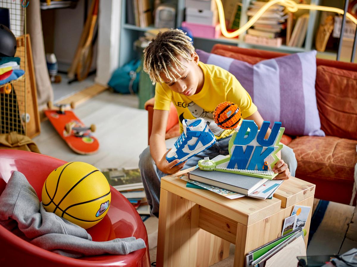 LEGO 43008  Nike Dunk x LEGO® | 1180 PCS