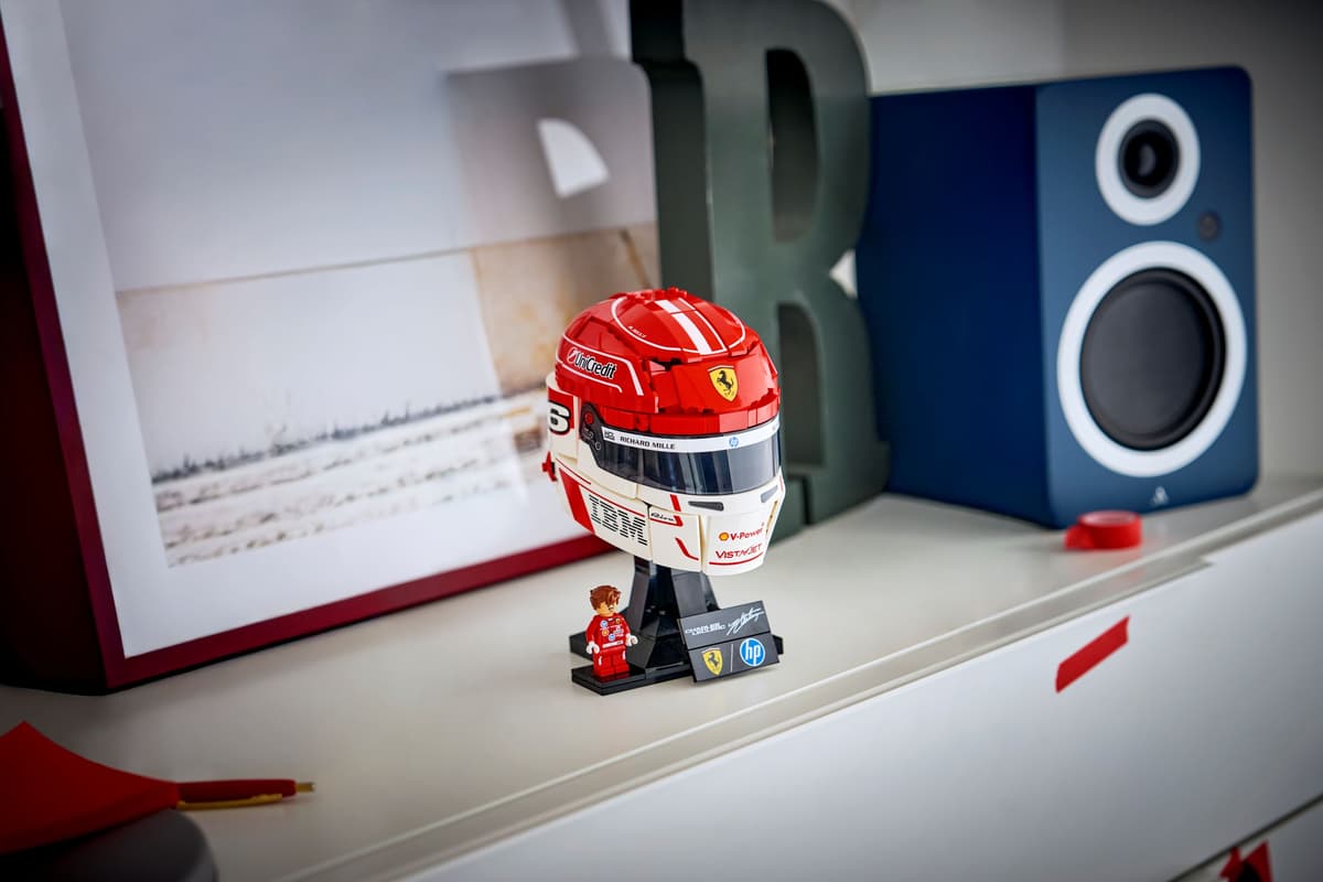 LEGO 43014 Editions Scuderia Ferrari HP Charles Leclerc Helmet | 886 PCS