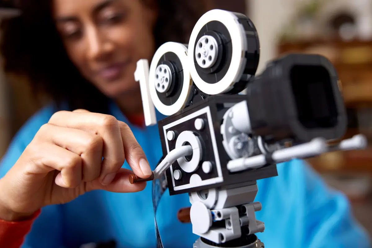 43230 Walt Disney Tribute Camera | 811 PCS
