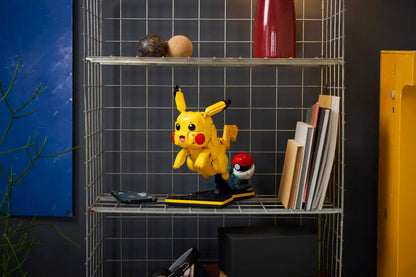 LEGO 72152 Pokémon Pikachu and Poké Ball | 2050 PCS