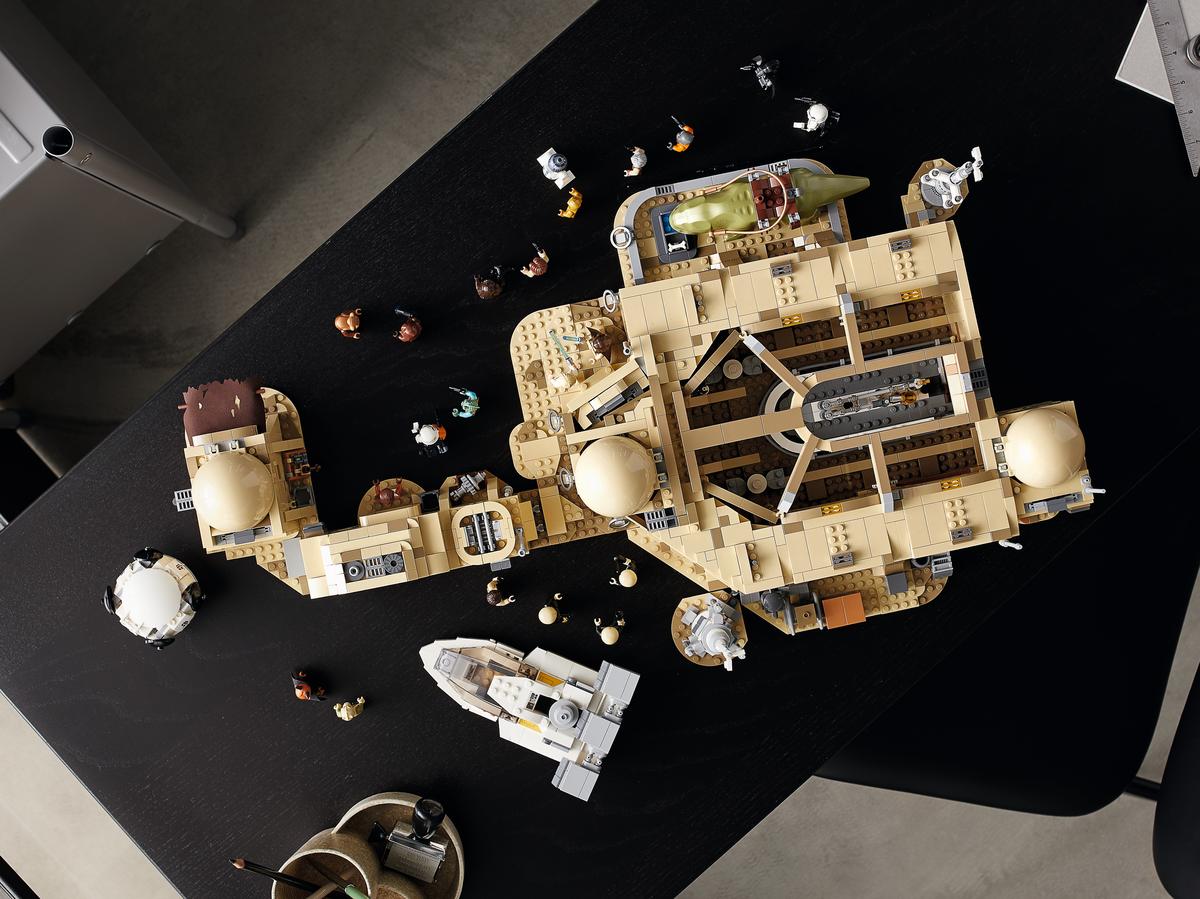 LEGO 75290 Star Wars Mos Eisley Cantina™ | 3187 PCS | Retired
