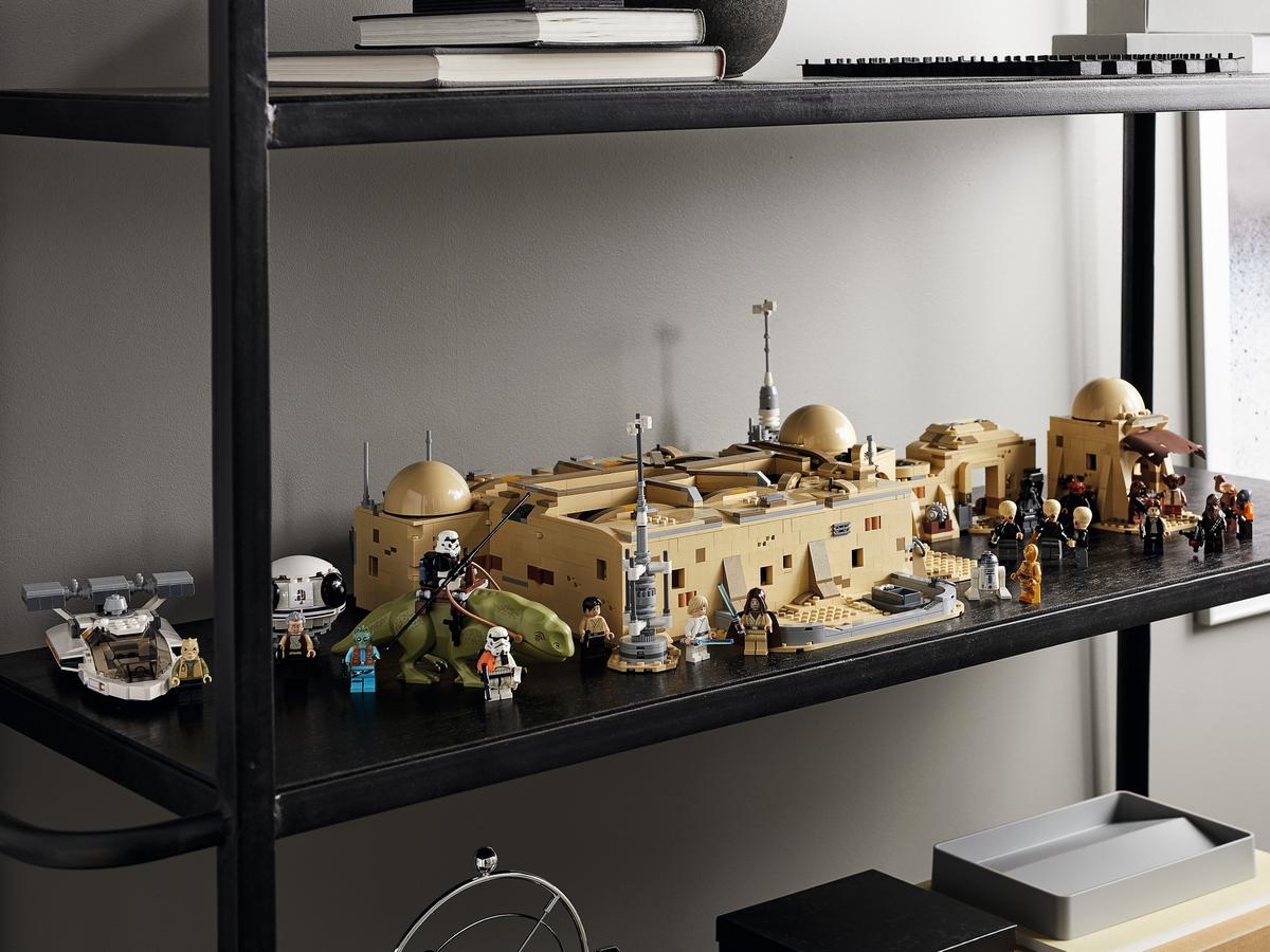 LEGO 75290 Star Wars Mos Eisley Cantina™ | 3187 PCS | Retired