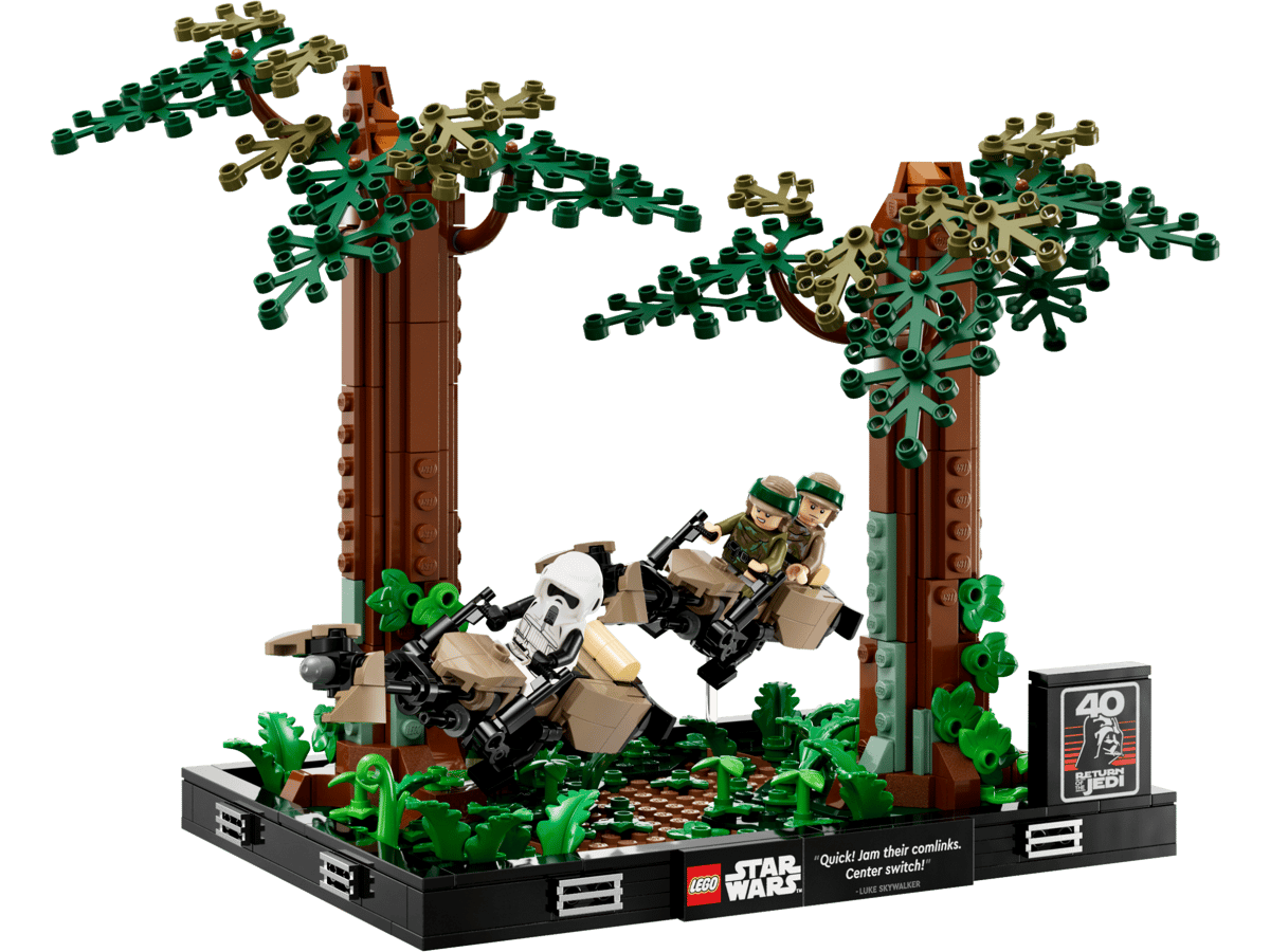 LEGO 75353 Star Wars Endor™ Speeder Chase Diorama | 608 PCS