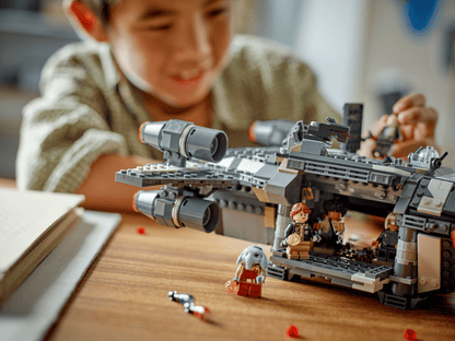 LEGO 75374 Star Wars the Onyx Cinder | 1325 PCS | Retired