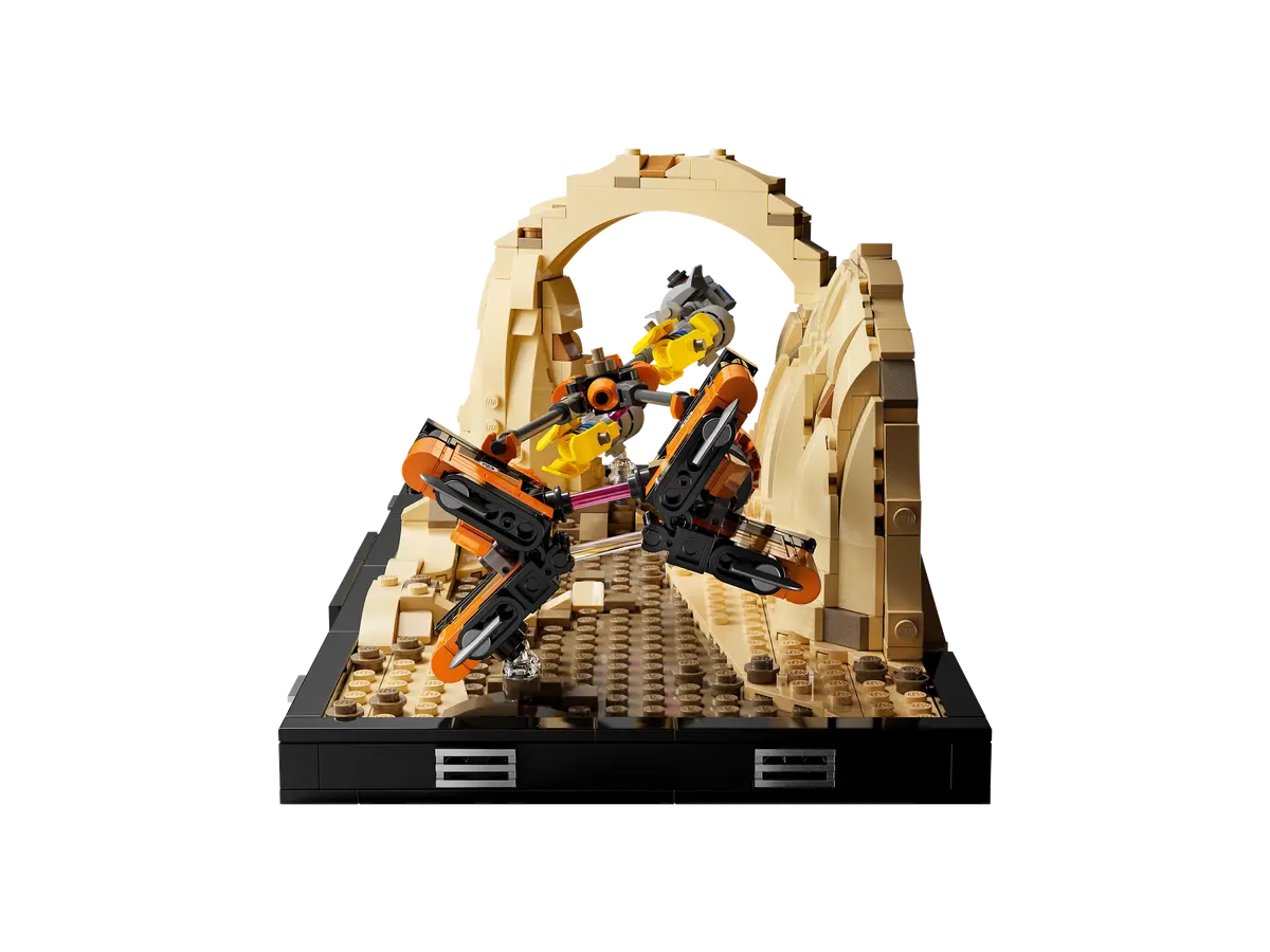 LEGO 75380 Star Wars Mos Espa Podrace™ Diorama | 718 PCS (Retired Product)