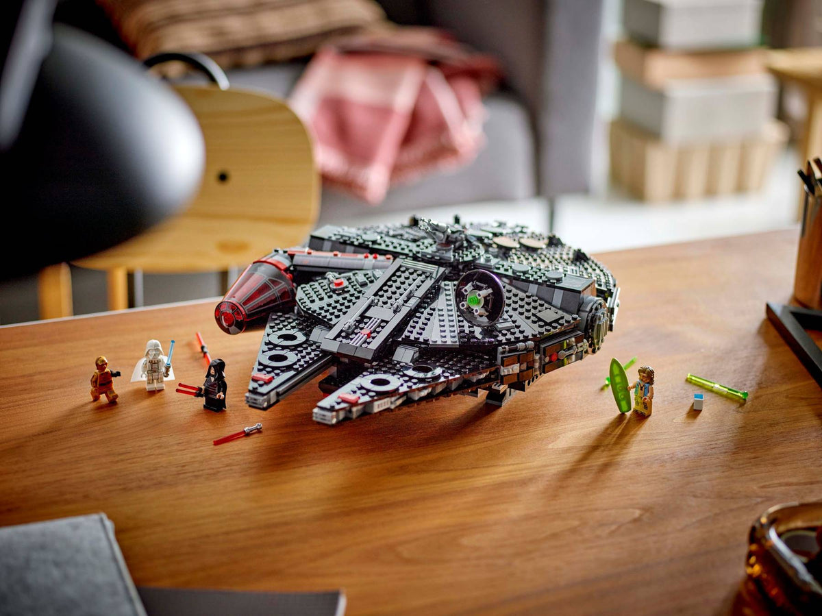 LEGO 75389 Star Wars The Dark Falcon | 1579 PCS | Retired