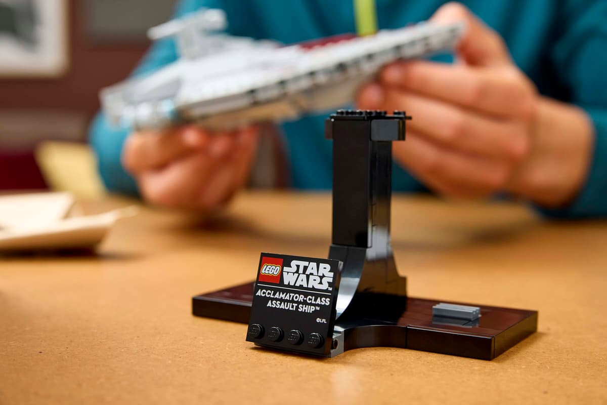 LEGO 75404 Star Wars Acclamator-Class Assault Ship™ | 450 PCS