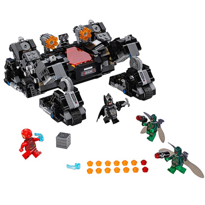 LEGO 76086 DC Knightcrawler Tunnel Attack | 622 PCS | Retired