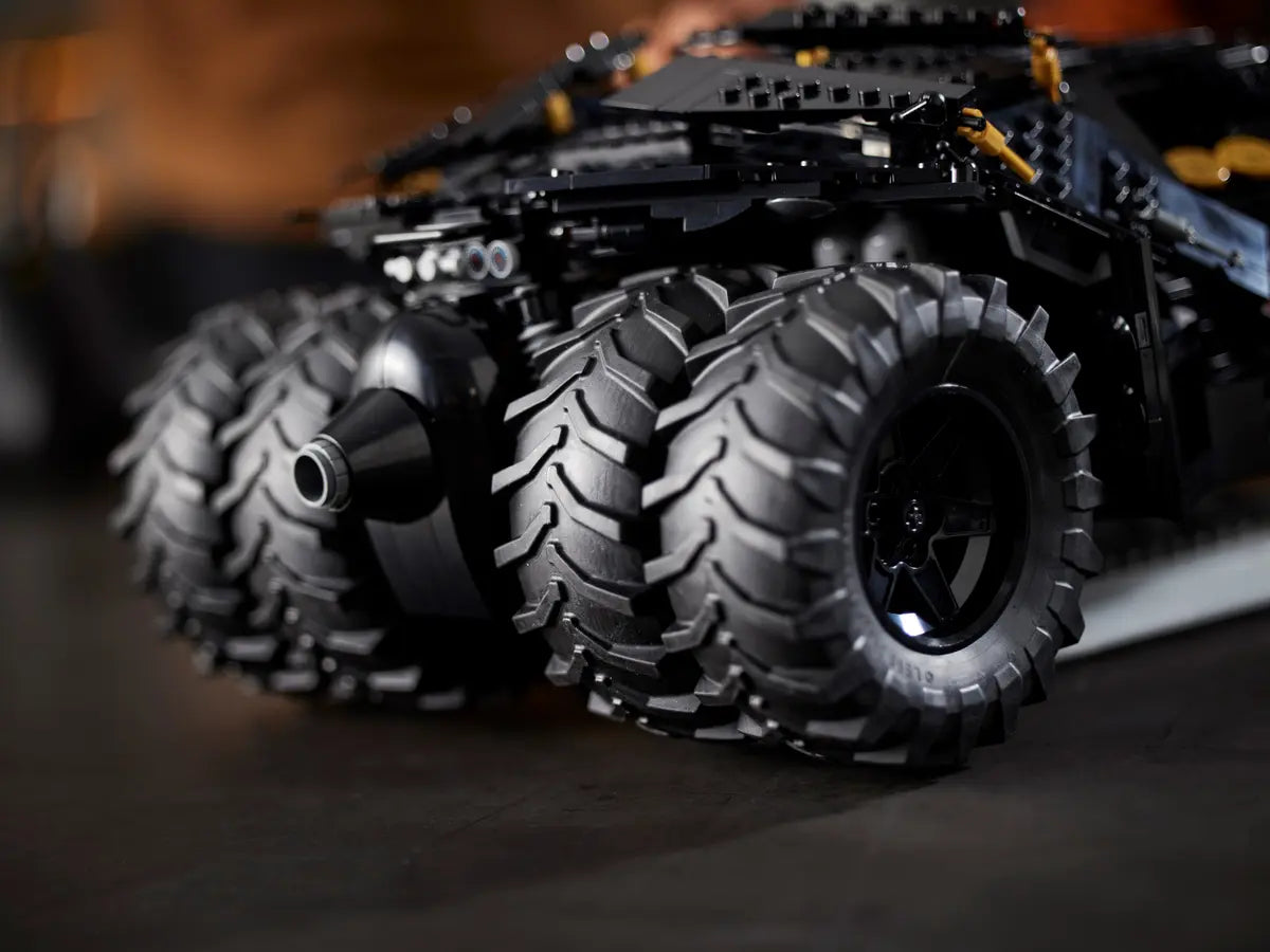 Lego 76240 DC Comics Batmobile Tumbler | 2049 PCS | Retired