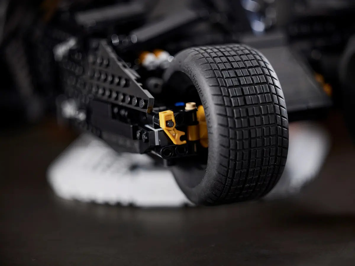Lego 76240 DC Comics Batmobile Tumbler | 2049 PCS | Retired