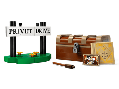 LEGO 76425 Harry Potter Hedwig™ at 4 Privet Drive | 337 PCS