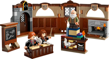 LEGO 76442 Hogwarts™ Castle: Charms Class | 204 PCS