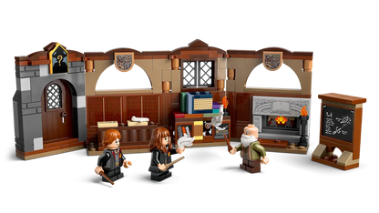 LEGO 76442 Hogwarts™ Castle: Charms Class | 204 PCS
