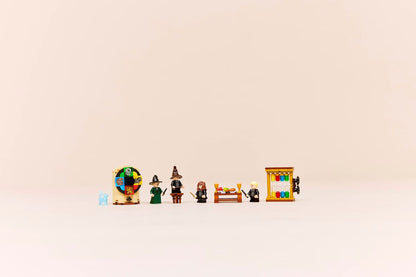 LEGO 76460 Harry Potter Hogwarts™ Castle: Sorting Hat™ Ceremony | 124 PCS