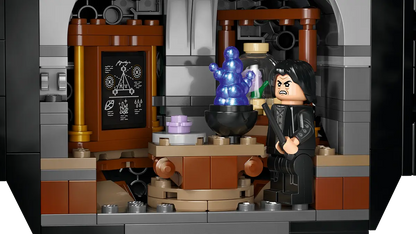LEGO 76464 Harry Potter Cauldron: Secret Potions Classroom | 652 PCS