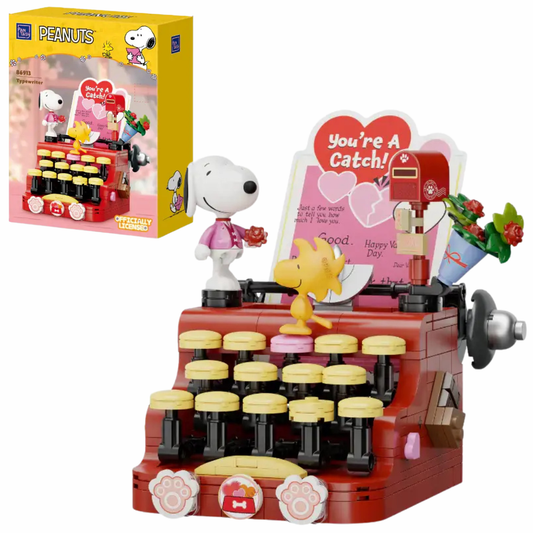 Pantasy 86913 Snoopy Typewriter Building Toy Set | 332 PCS